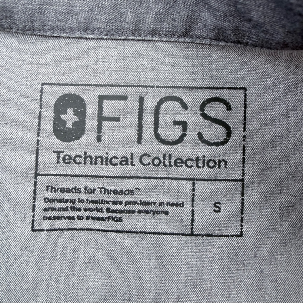 Figs Women's Graphite jogger Scrub Pants & Rafaela oversized top -2pc set - Picture 8 of 16